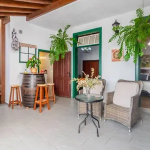  Сasa de vacaciones Live Arico Casa Abuela